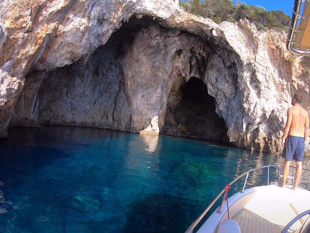 Boat tour to sivota  cave from Parga